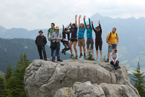JYM students in mountains