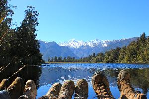 Auckland Students Hiking